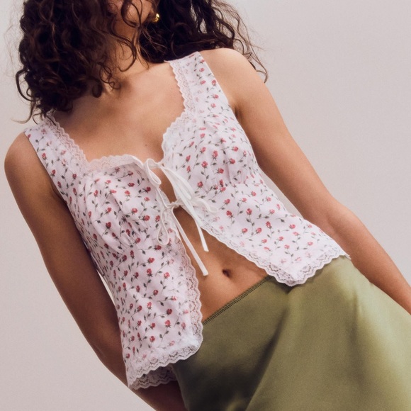 Reformation Rosalie Linen Top - Picture 2 of 6